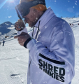 BIAŁA BLUZA NA SUWAK SHRED JUNKIES UNISEX.png