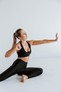 SPORTOWE LEGGINSY WU&S X SVETLANA K..jpg