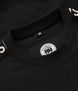 Bluza męska Pitbull West Coast TAPE PARKER – styl i komfort na co dzień - detal.jpg