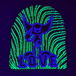 DOOM 3000 ZIMOWA CZAPKA 4IN1 LOVE FREAK UV BEANIE ŚWIECI.webp
