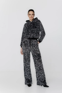 BLUZA DAMSKA CEKIN PILAWSKI - Stylizacja ze spodniami.webp