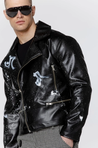 CZARNA KURTKA RAMONESKA MĘSKA PILAWSKI - Stylizacja.webp