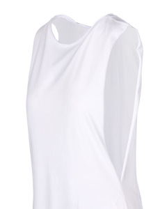 KOSZULKA Z GŁĘBOKIM WYCIĘCIEM POD PACHAMI BREEZE WHITE CHOKA 3.jpg