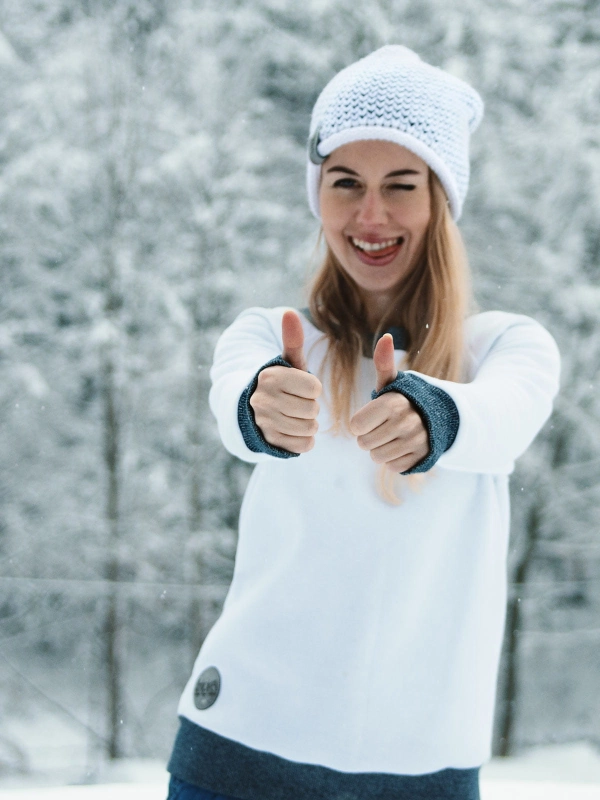 CHOKA SNOWY ROCK CZAPKA BEZ POMPONA1.jpg