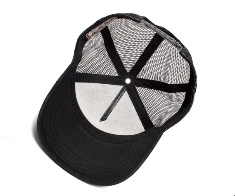 BLACK PANTHER-Czapka Truckerka Goorin Brothers detal.jpg