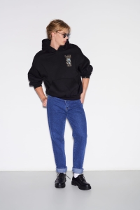 HT x AK Bluza z kapturem Black męska - stylizacja.jpg