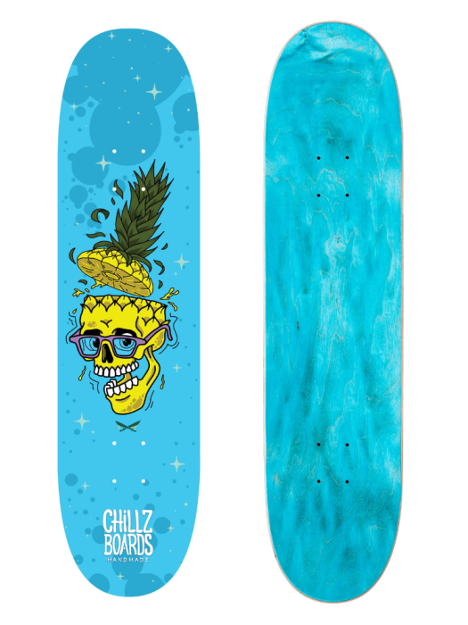 DESKOROLKA SKATEBOARD PINEAPPLE BLUE 7.7 CHILLZ.png